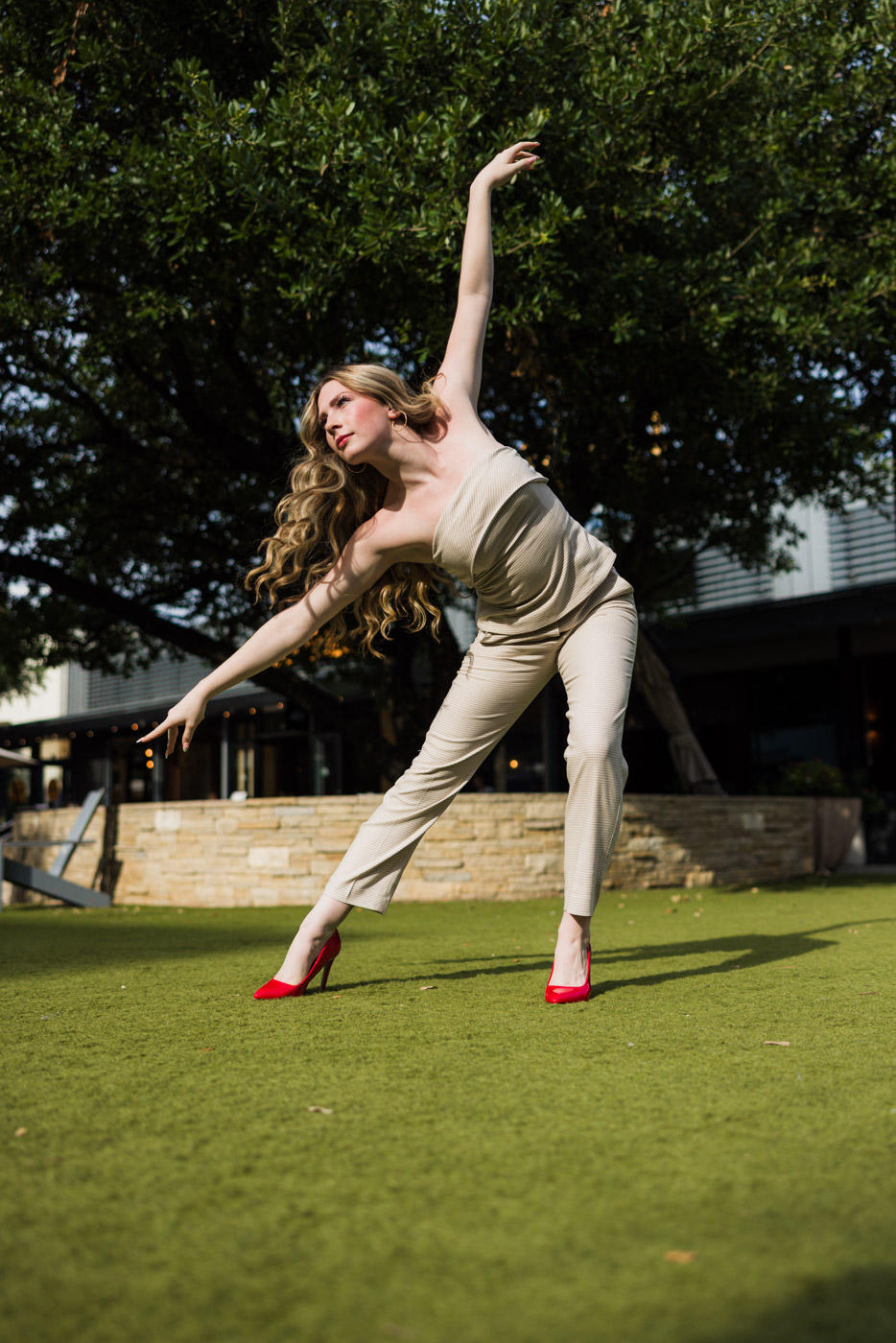 Pointe shoes detail, senior portrait session